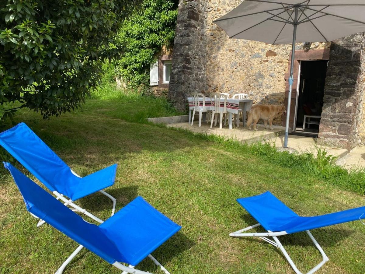 Gite Guiroya Saint-Jean-le-Vieux  ภายนอก รูปภาพ