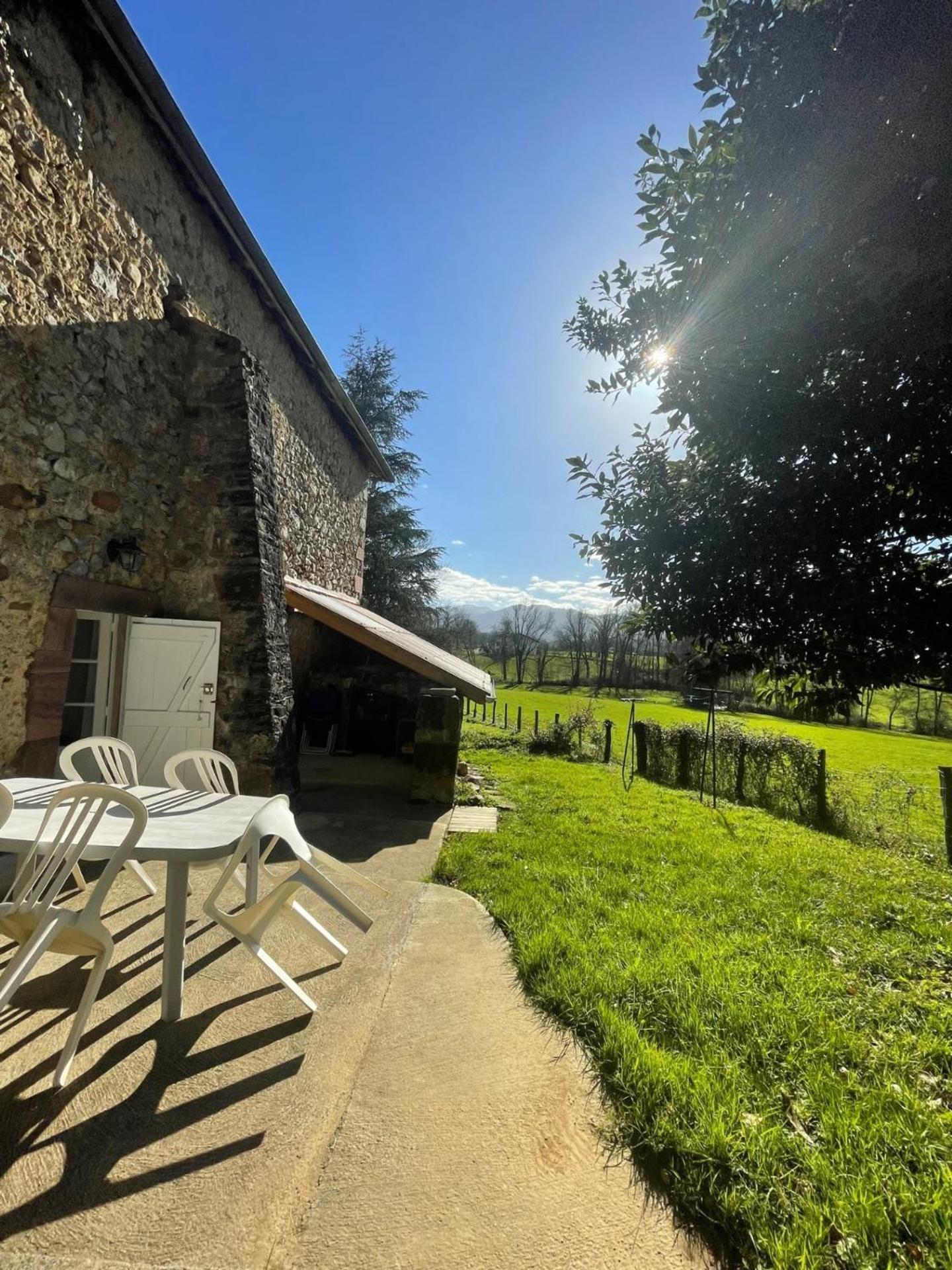 Gite Guiroya Saint-Jean-le-Vieux  ภายนอก รูปภาพ